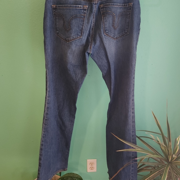 Curvy Boot cut - Picture 7 of 7